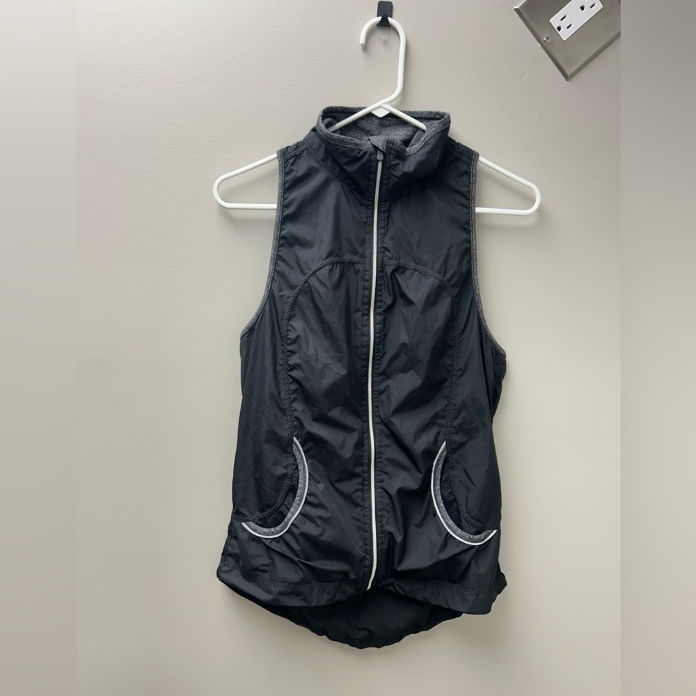 Lululemon Black Record Breaking‎ Running Vest